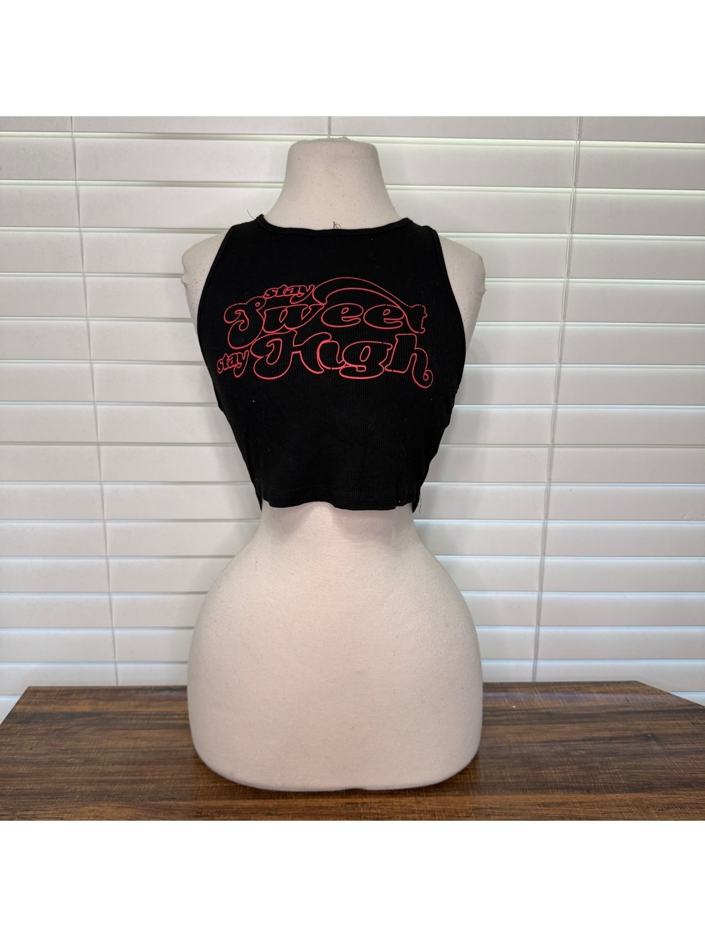 Sweet High Black Ribbed Crop Tank Top Size Medium